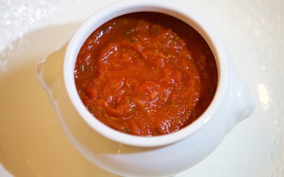 The Ultimate Guide to Tomato Sauce: Recipes, Tips, and Techniques.