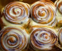 The Best and Easy Cinnabon Cinnamon Rolls Recipe.